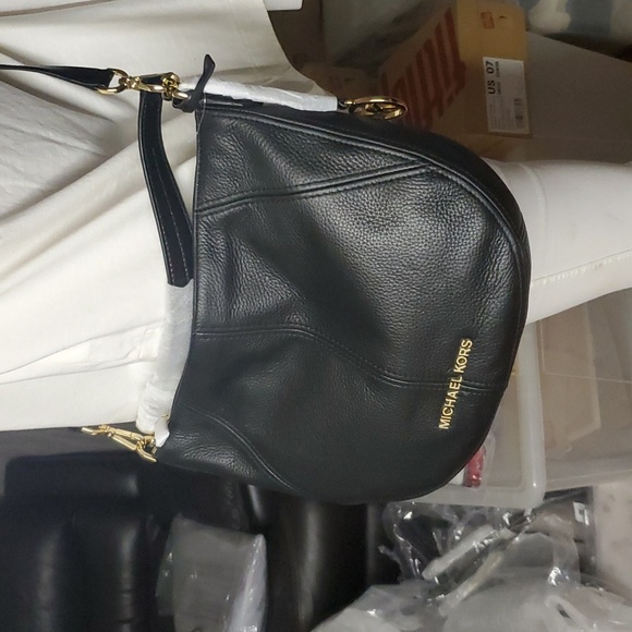 NWT Michael Kors Leather Convertible Medium Bedford Shoulder Hobo BLACK - Picture 5 of 12